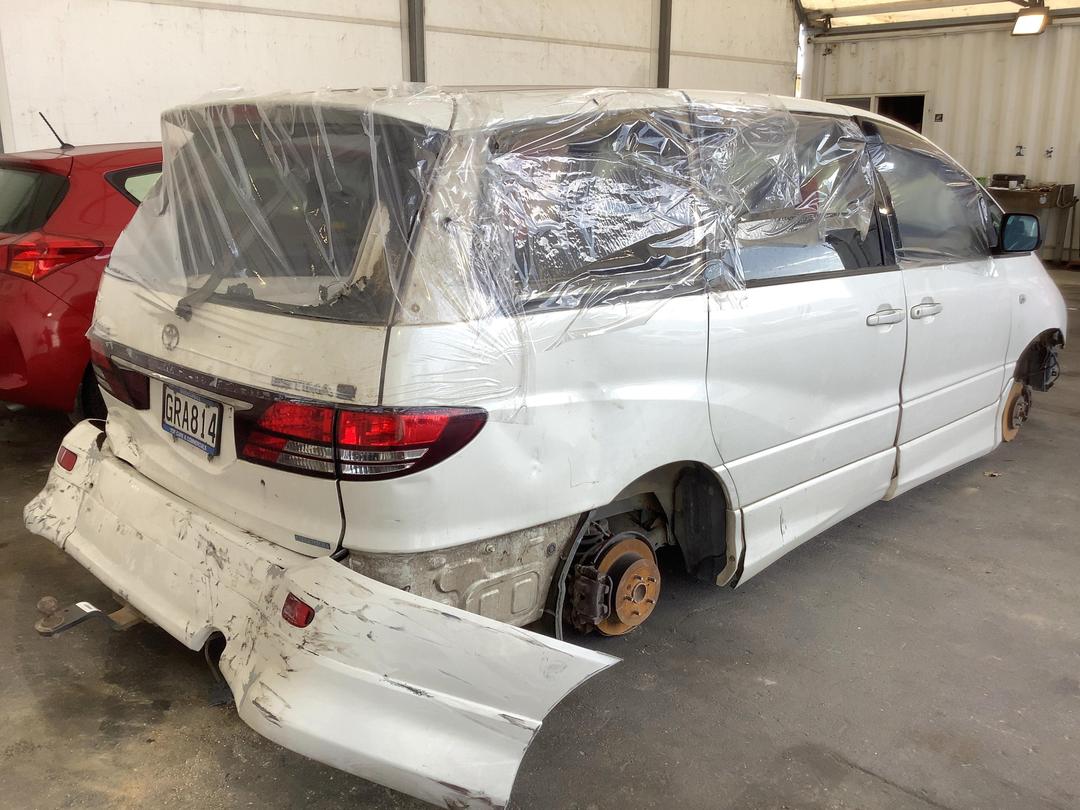 Photo '7' of Toyota Estima T-Aeras