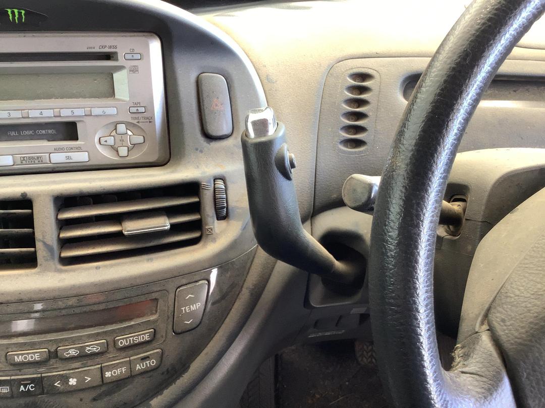 Photo '21' of Toyota Estima T-Aeras