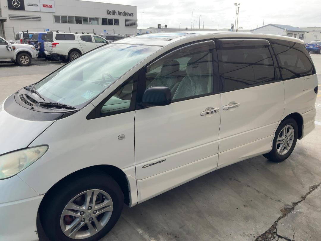 Photo '3' of Toyota Estima