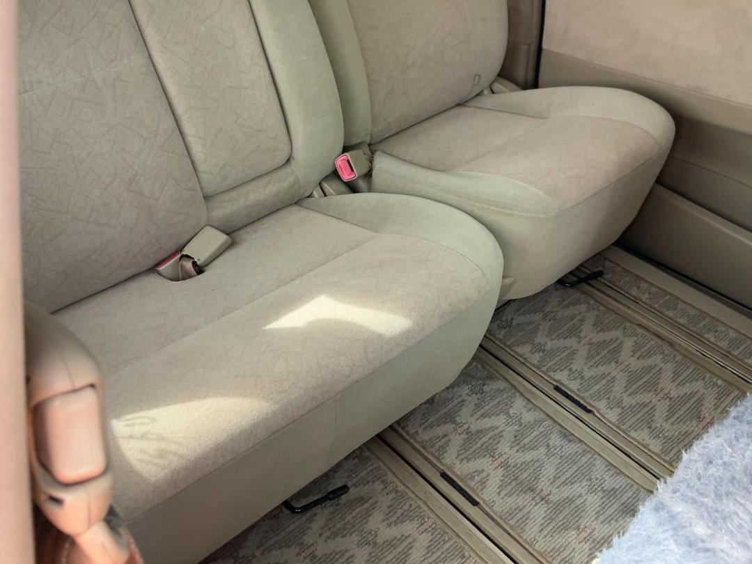 Photo '8' of Toyota Estima