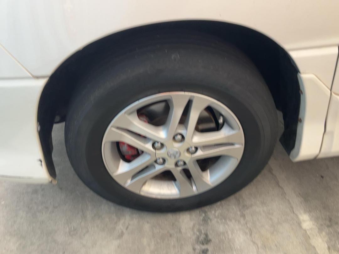 Photo '31' of Toyota Estima