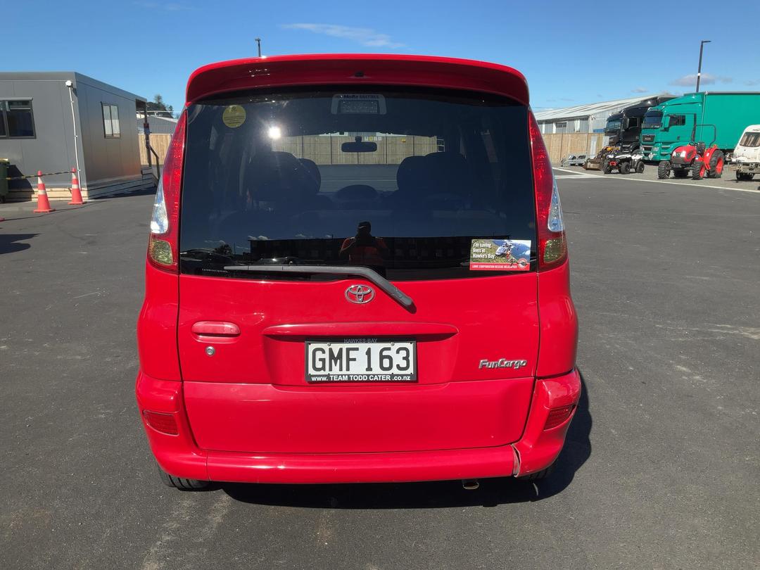 Photo '3' of Toyota Funcargo