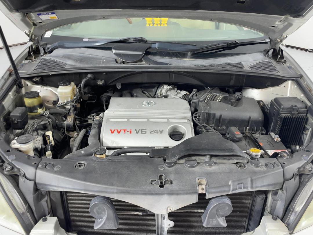 Photo '13' of Toyota Harrier