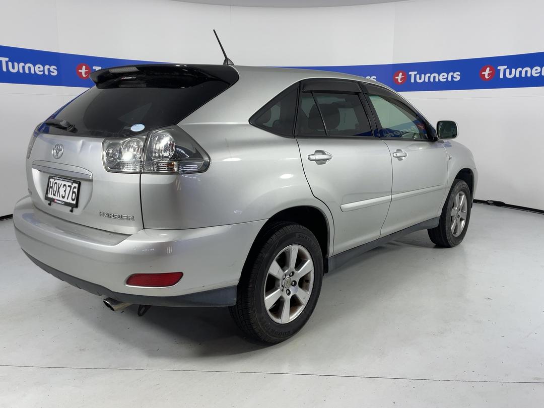 Photo '7' of Toyota Harrier