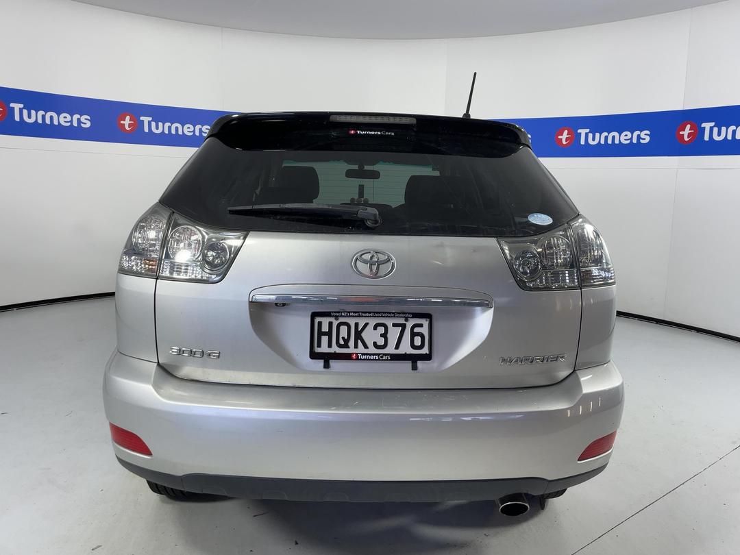Photo '6' of Toyota Harrier