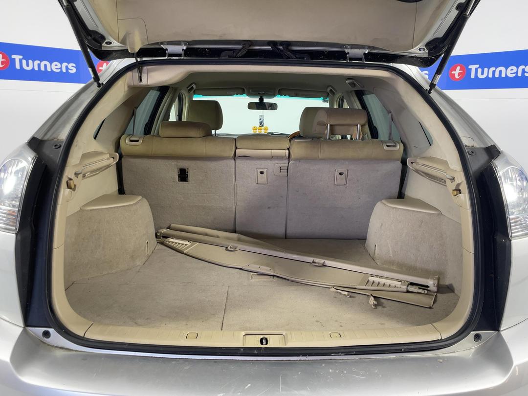 Photo '14' of Toyota Harrier
