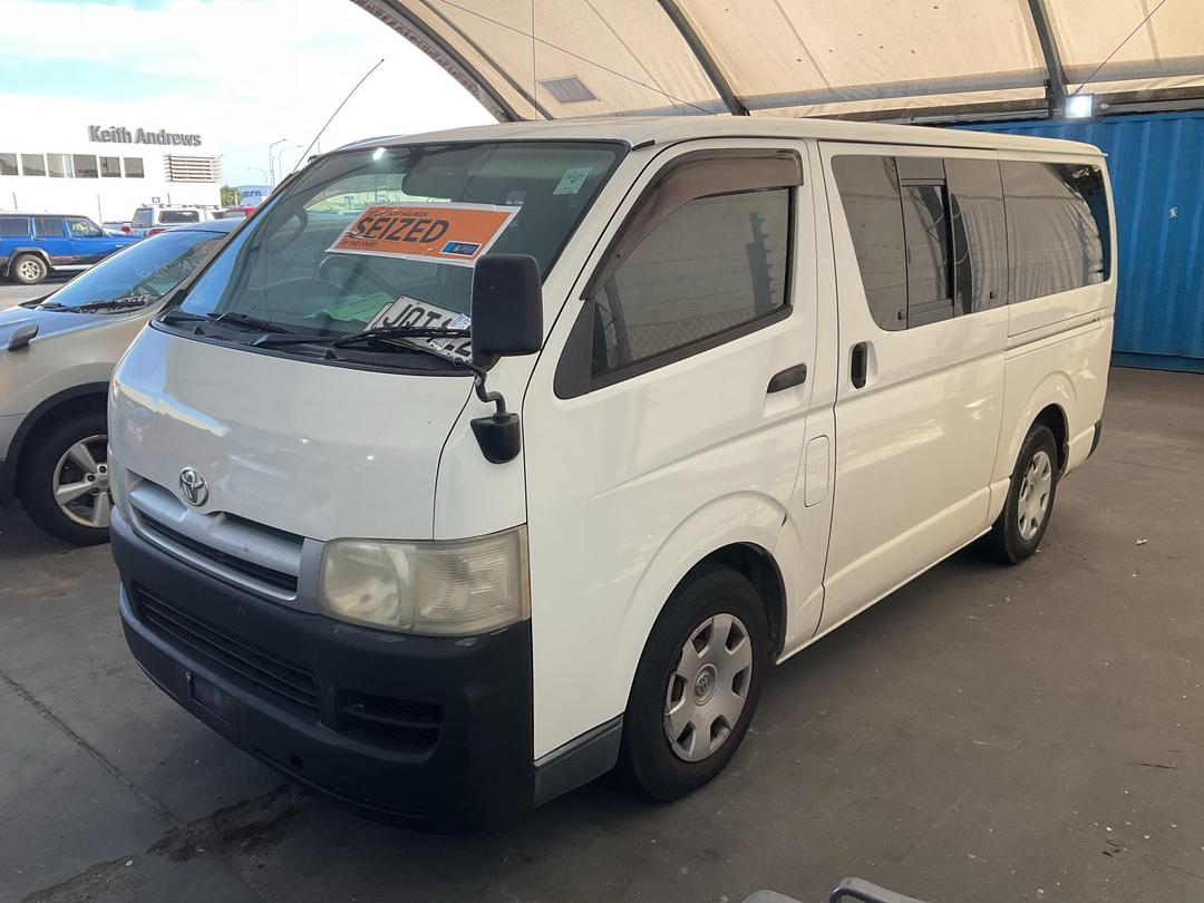 Photo '7' of Toyota Hiace Regius ACE