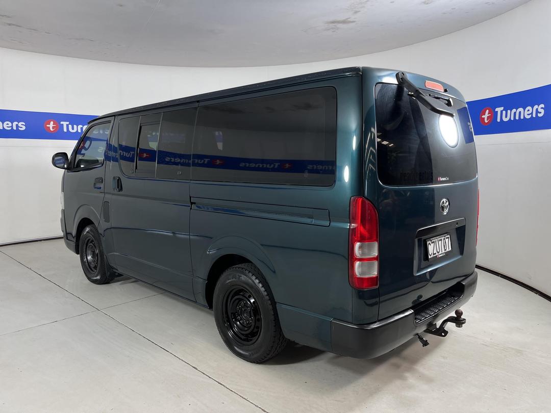 Photo '5' of Toyota Hiace