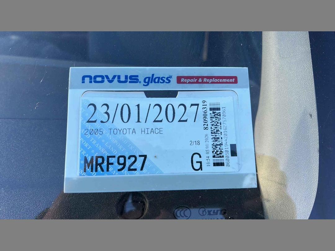 Photo '8' of Toyota Hiace