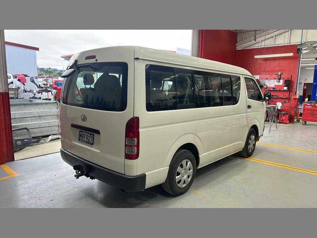 Photo '6' of Toyota Hiace