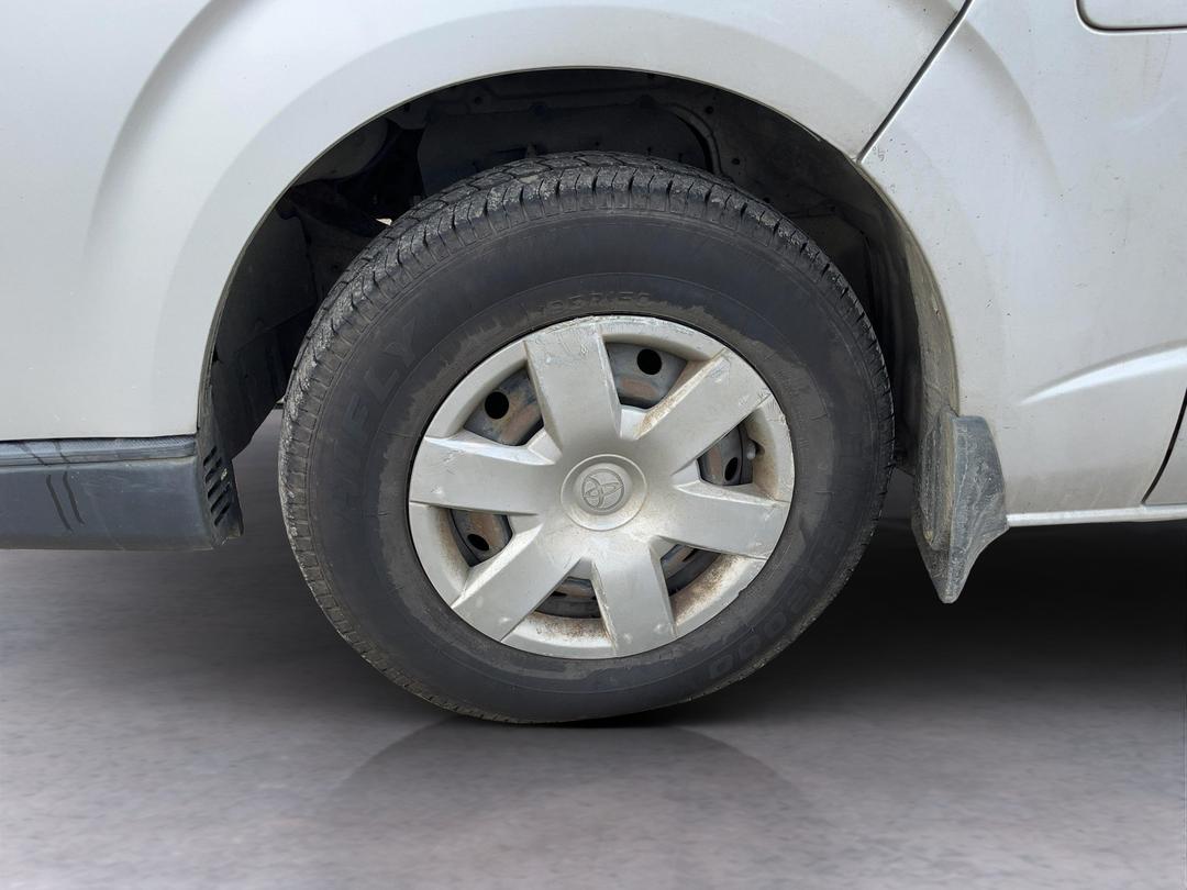 Photo '8' of Toyota Hiace ZL Photo '8' of Toyota Hiace ZL