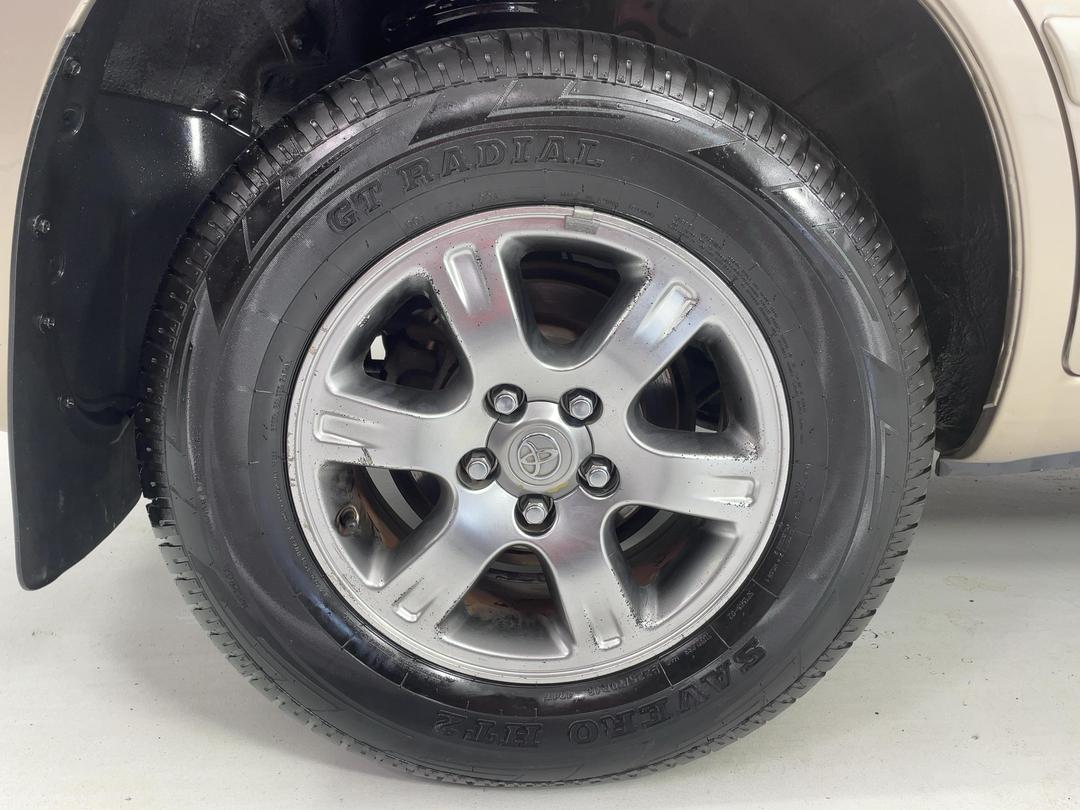 Photo '12' of Toyota Highlander