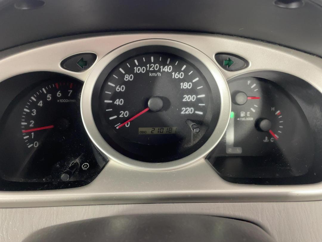 Photo '21' of Toyota Highlander