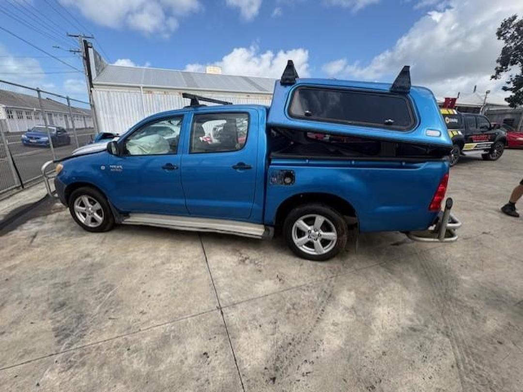 Photo '2' of Toyota Hilux TD D/C