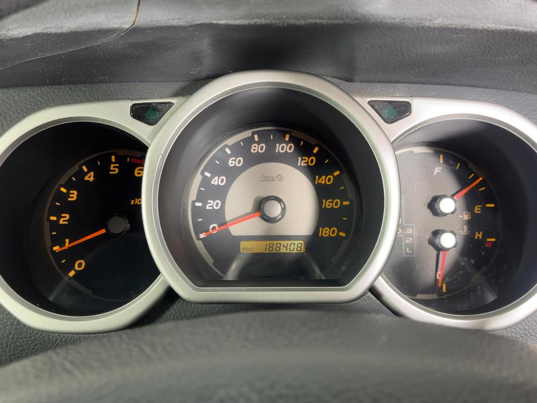 Photo '21' of Toyota Hilux