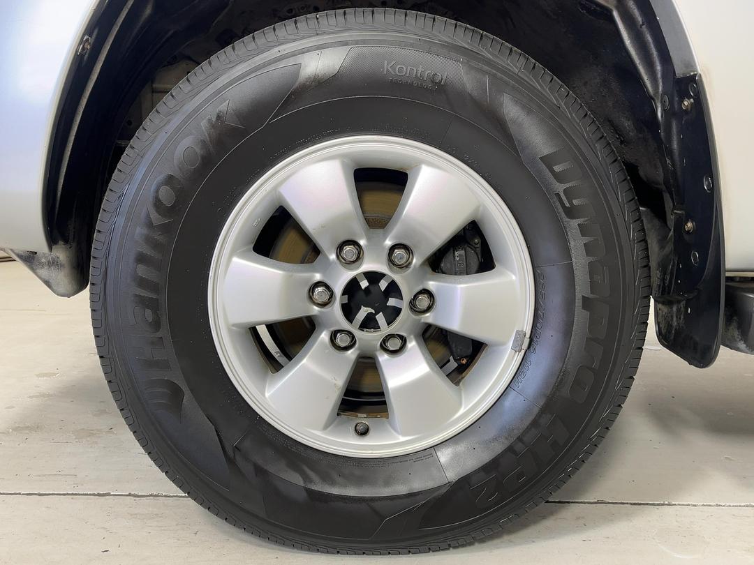 Photo '10' of Toyota Hilux