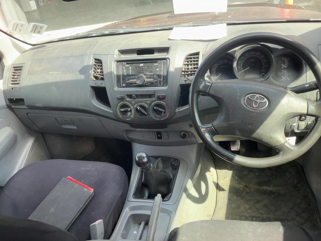 Photo '23' of Toyota Hilux TD D/C Photo '23' of Toyota Hilux TD D/C