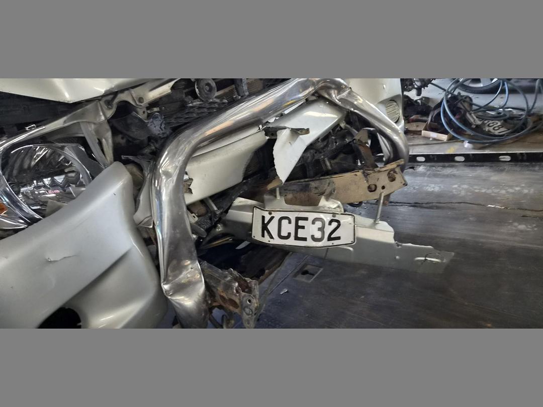 Photo '9' of Toyota Hilux TD X/C C/C Photo '9' of Toyota Hilux TD X/C C/C