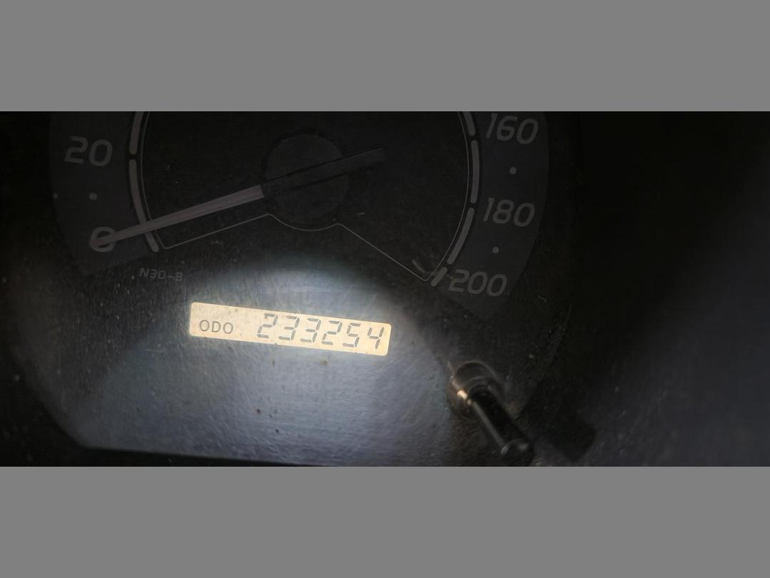 Photo '11' of Toyota Hilux TD X/C C/C Photo '11' of Toyota Hilux TD X/C C/C