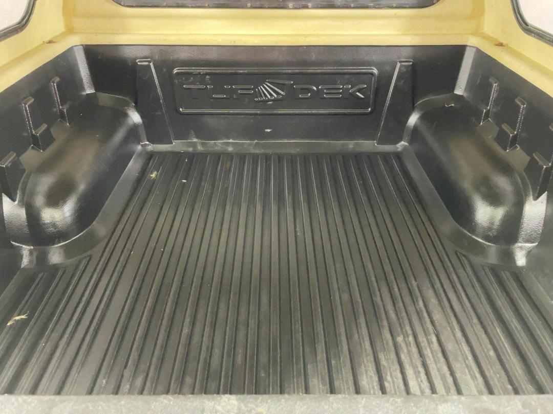 Photo '14' of Toyota Hilux