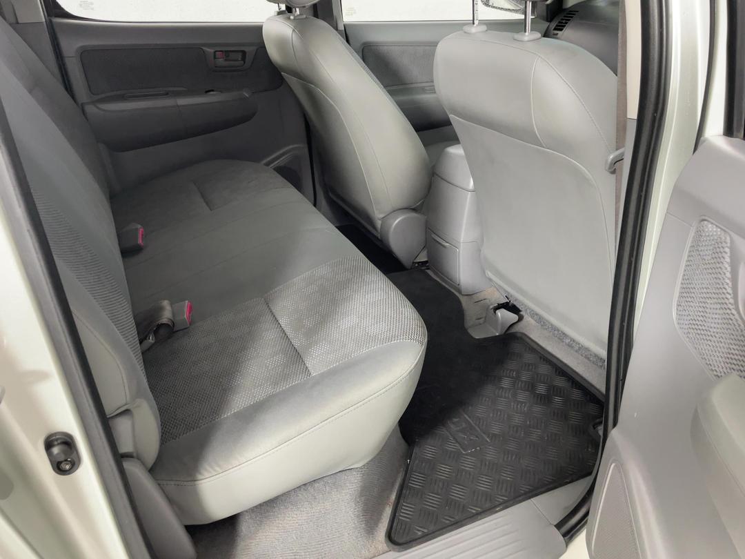 Photo '20' of Toyota Hilux