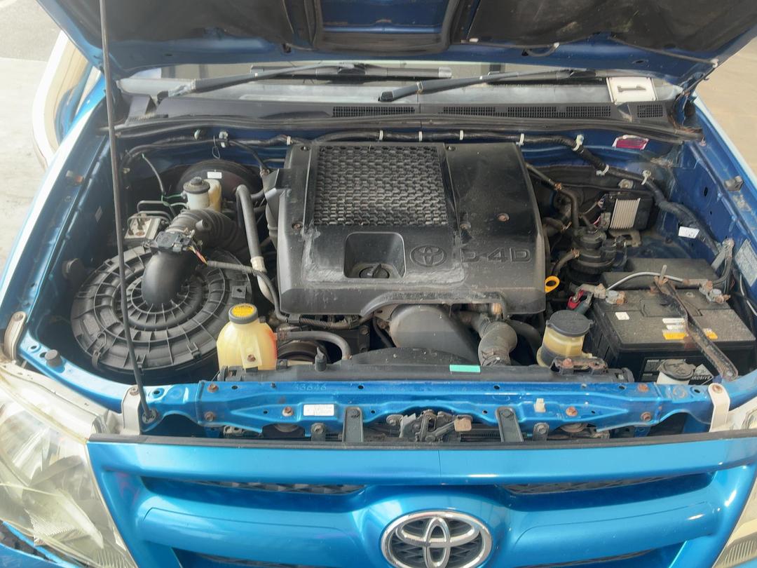 Photo '11' of Toyota Hilux TD SR5 DCU Photo '11' of Toyota Hilux TD SR5 DCU