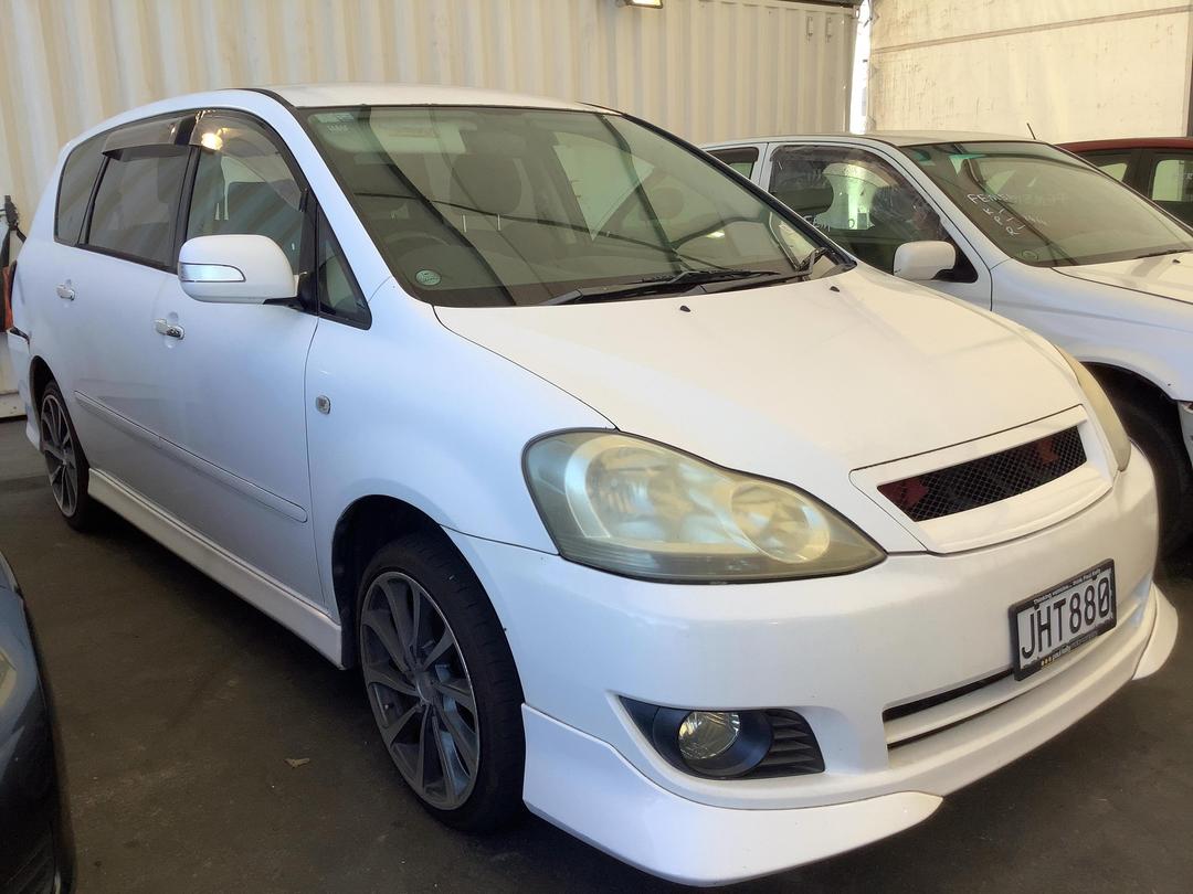 Photo '2' of Toyota Ipsum