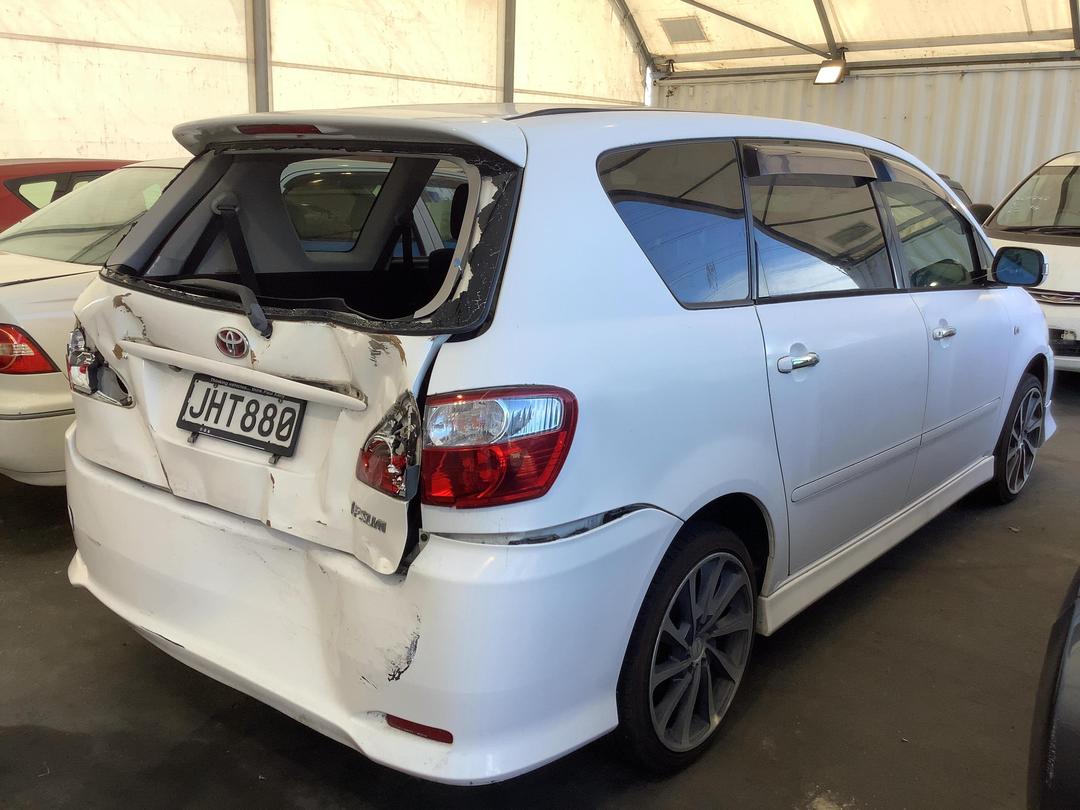 Photo '3' of Toyota Ipsum