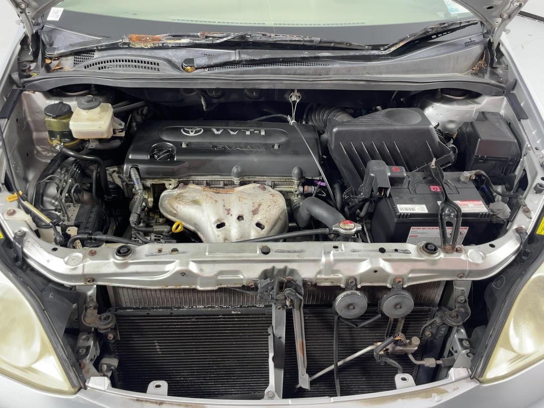 Photo '13' of Toyota Ipsum