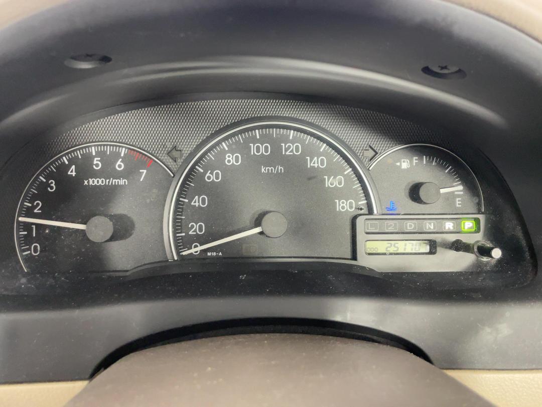 Photo '21' of Toyota Ipsum