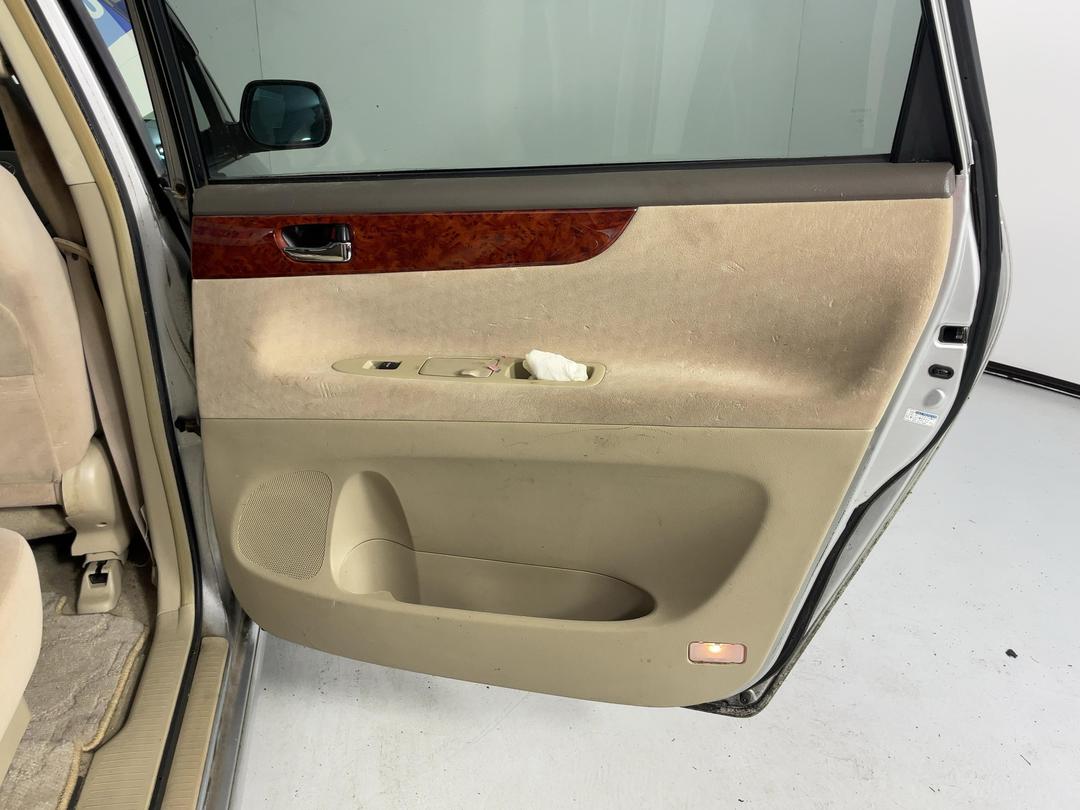 Photo '19' of Toyota Ipsum