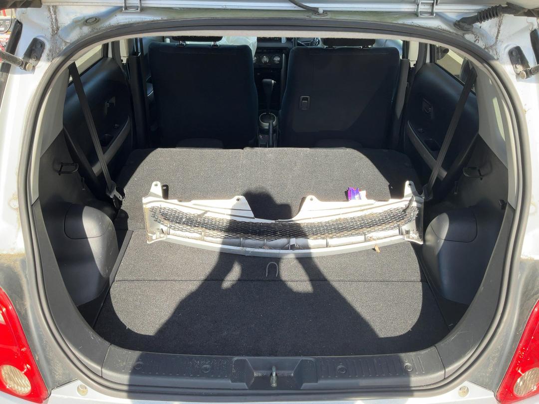 Photo '16' of Toyota IST