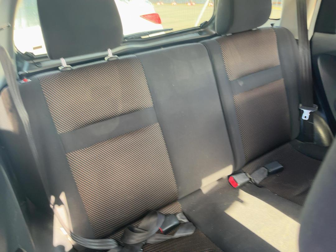 Photo '9' of Toyota IST