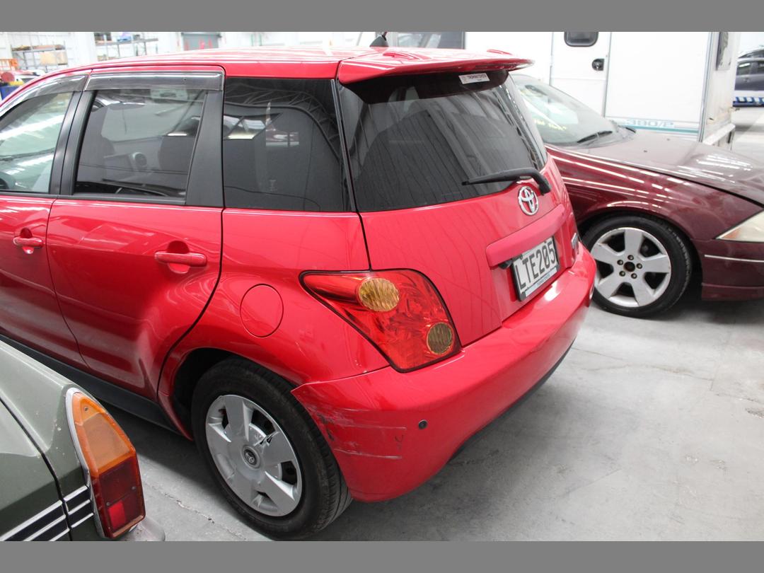 Photo '3' of Toyota IST