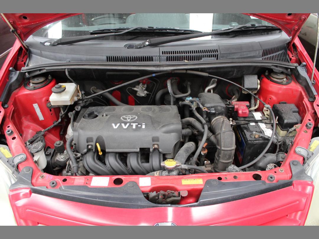 Photo '17' of Toyota IST