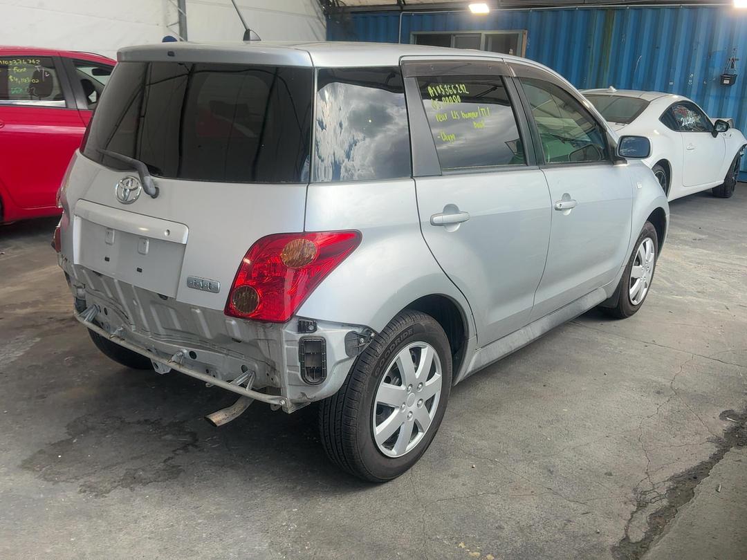 Photo '6' of Toyota IST Photo '6' of Toyota IST