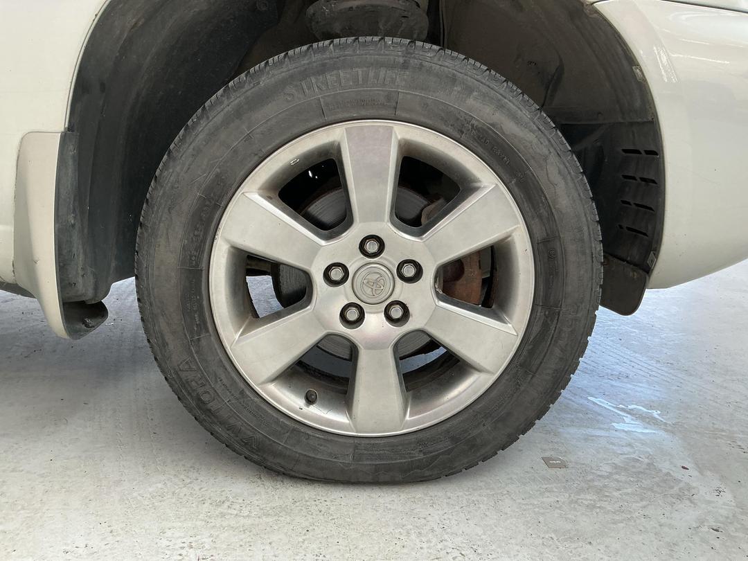 Photo '7' of Toyota Kluger