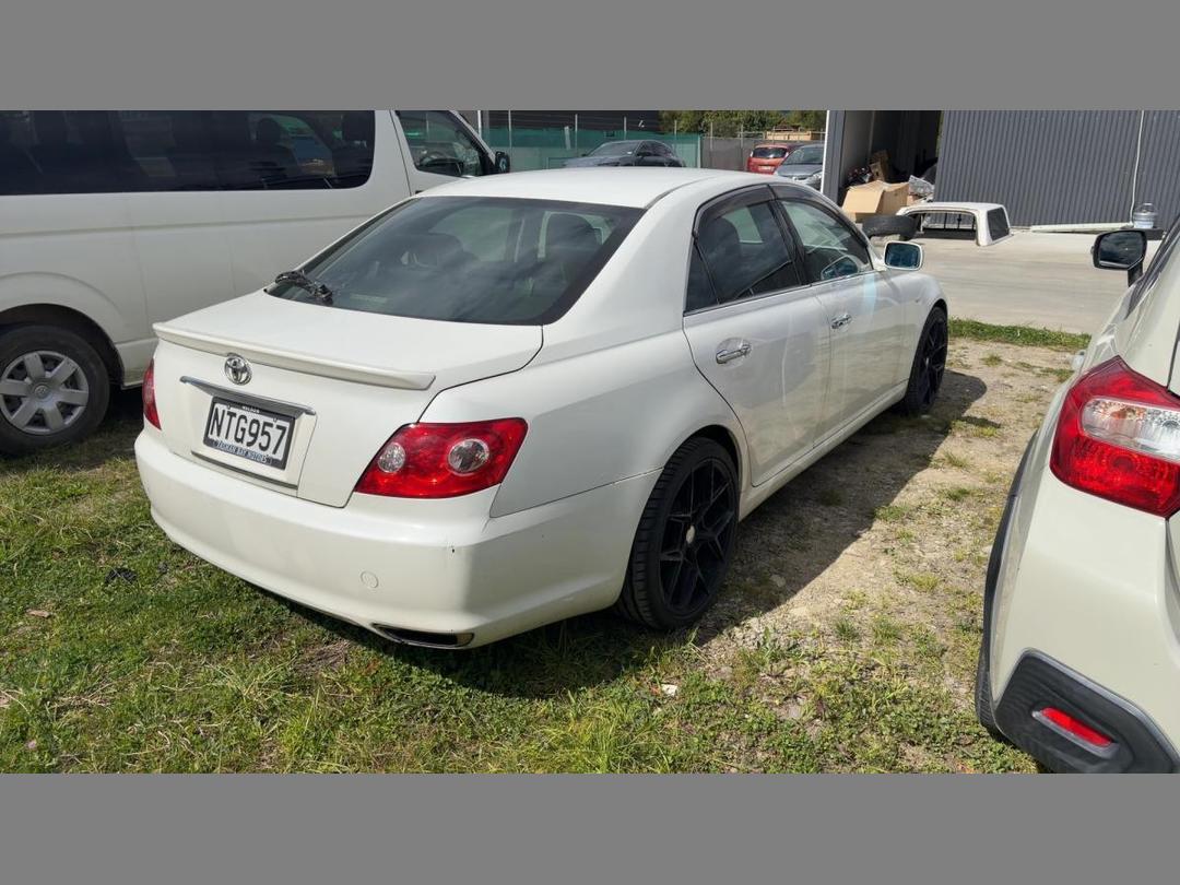 Photo '3' of Toyota Mark X X Photo '3' of Toyota Mark X X