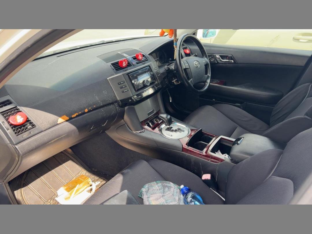 Photo '9' of Toyota Mark X X Photo '9' of Toyota Mark X X