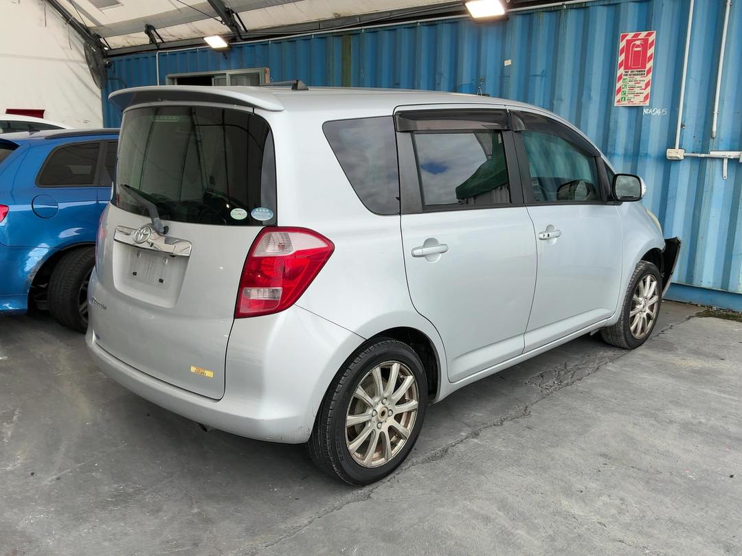 Photo '15' of Toyota Ractis