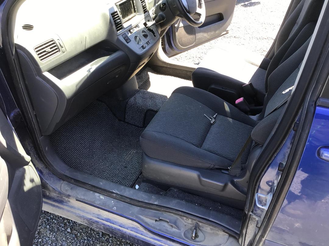 Photo '19' of Toyota Raum Photo '19' of Toyota Raum