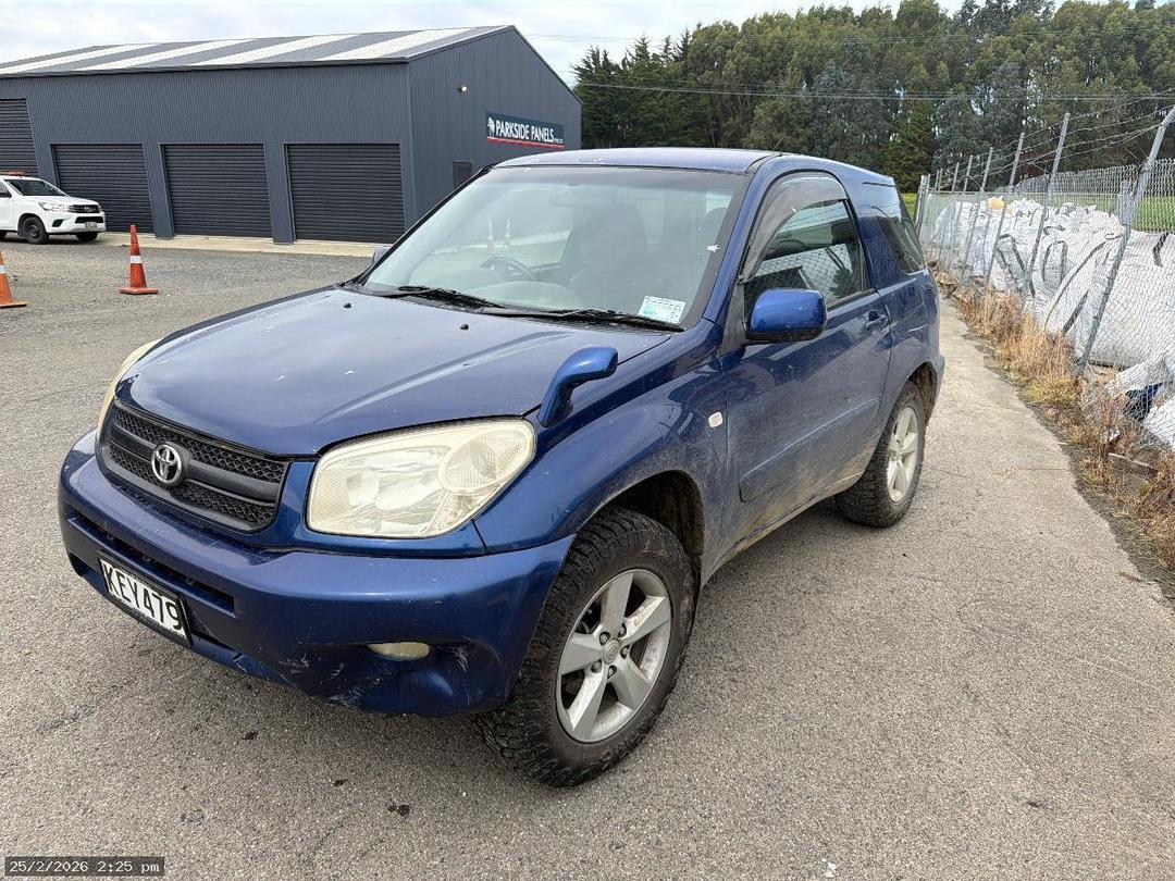 Photo '4' of Toyota Rav4