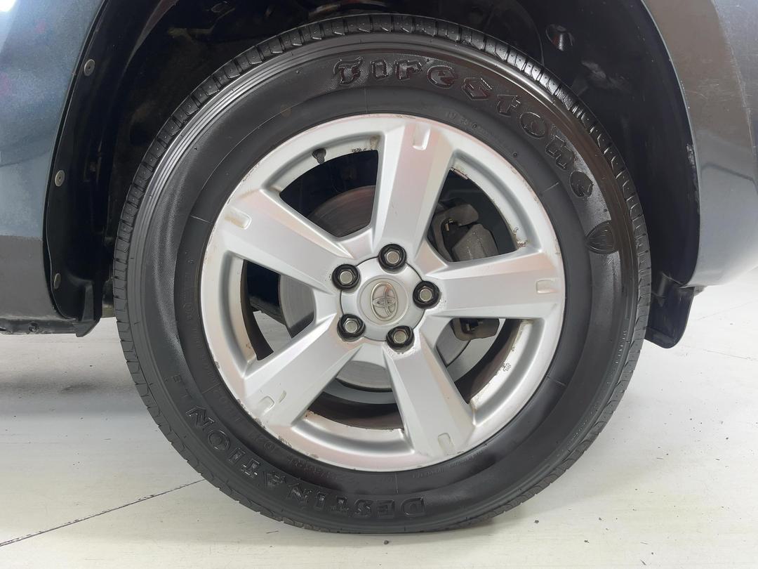 Photo '9' of Toyota Rav4