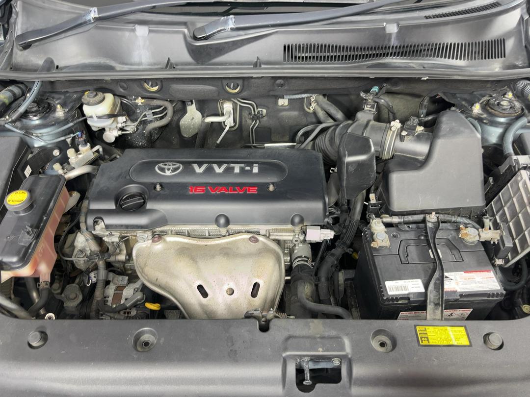 Photo '13' of Toyota Rav4