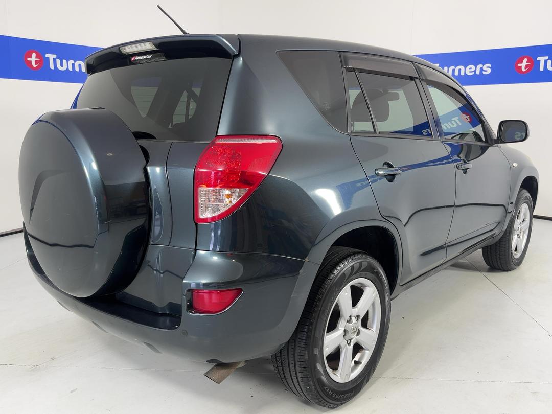 Photo '7' of Toyota Rav4