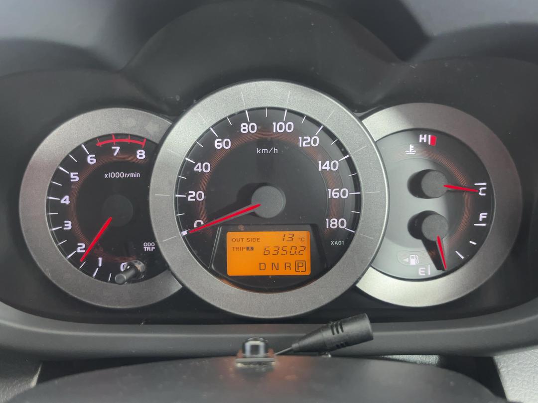 Photo '21' of Toyota Rav4