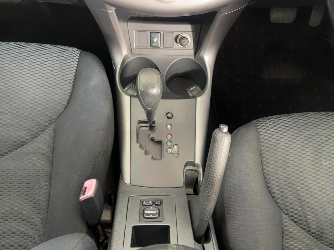 Photo '18' of Toyota Rav4