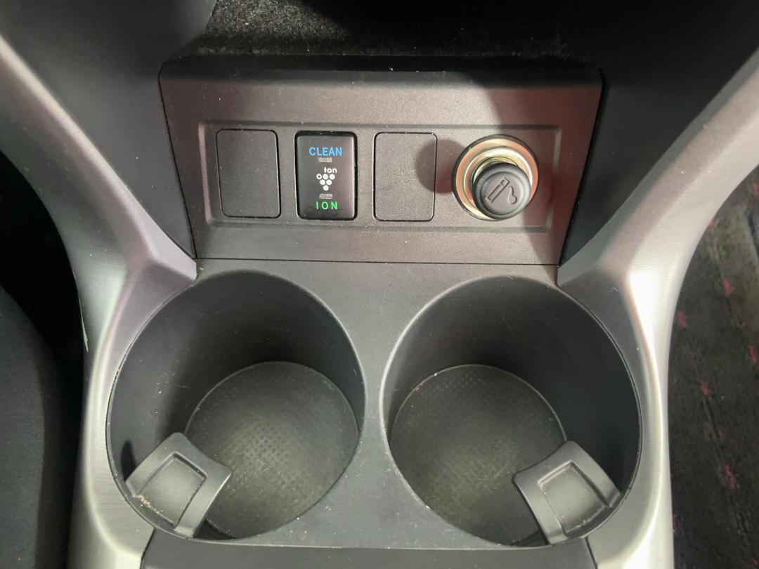 Photo '25' of Toyota Rav4