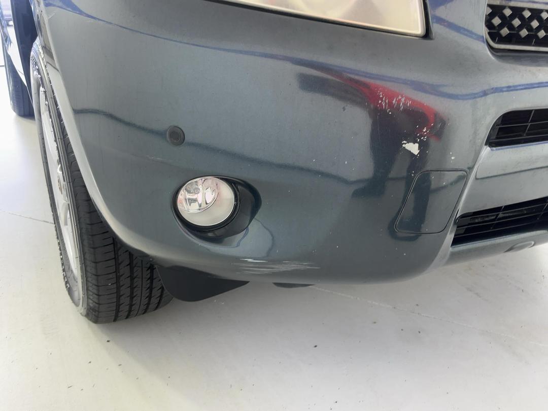 Photo '32' of Toyota Rav4