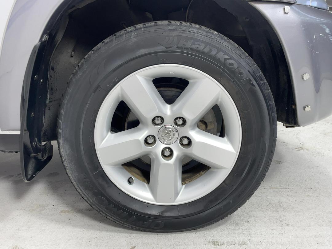Photo '9' of Toyota Rav4